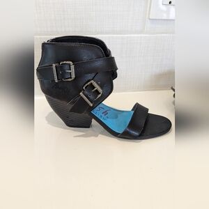 Wedge Sandal with Ankle Straps - Black